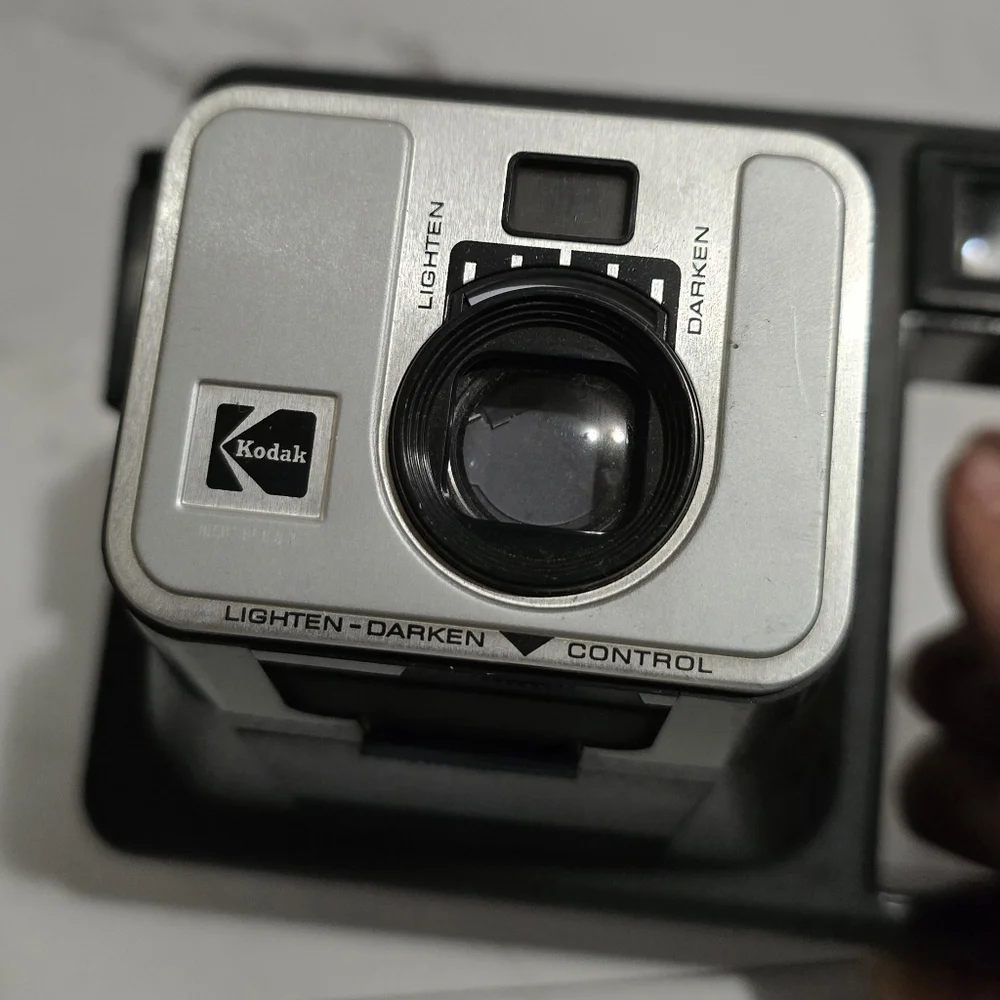 Vintage Kodak The Handle 2 Kodamatic Instant Camera - Untested - For Parts/As Is